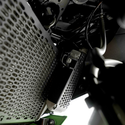 Протектор за радиатор R&amp;G Pro Radiator Guard (2 pieces) Kawasaki Ninja 7 / Z 7 Hybrid 24 26