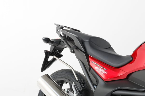 Подвижни стойки SW-MOTECH PANNIER SPACER BLAZE NC 700 D ABS