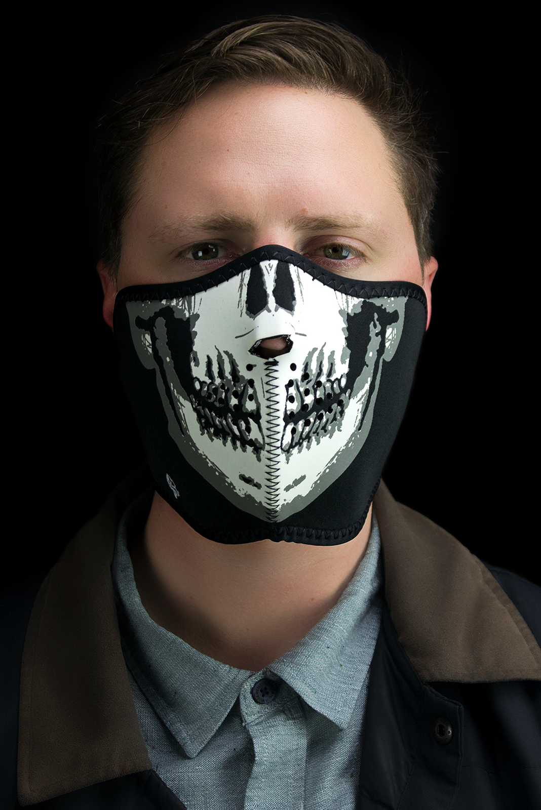Маска за лице GLOW SKULL