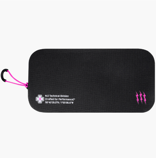 Водоустойчив калъф за аксесоари Muc-Off Waterproof Essentials Case - Black