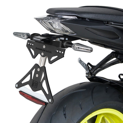Стойка за номер за оригинални мигачи BARRACUDA Yamaha MT-09 (2017-2020)